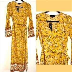 ✨NWT✨ Lulu’s floral yellow long sleeve v-neck thigh high split maxi summer dress